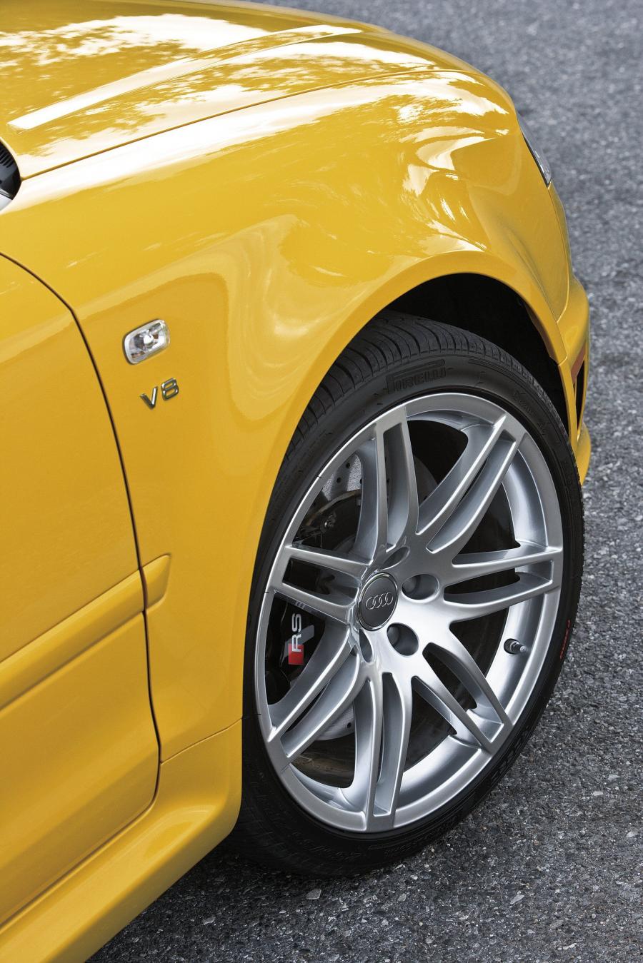 Колеса Audi RS4 Cabriolet (B7, 8H) 2006 года  (NA) (фото 9 из 65)